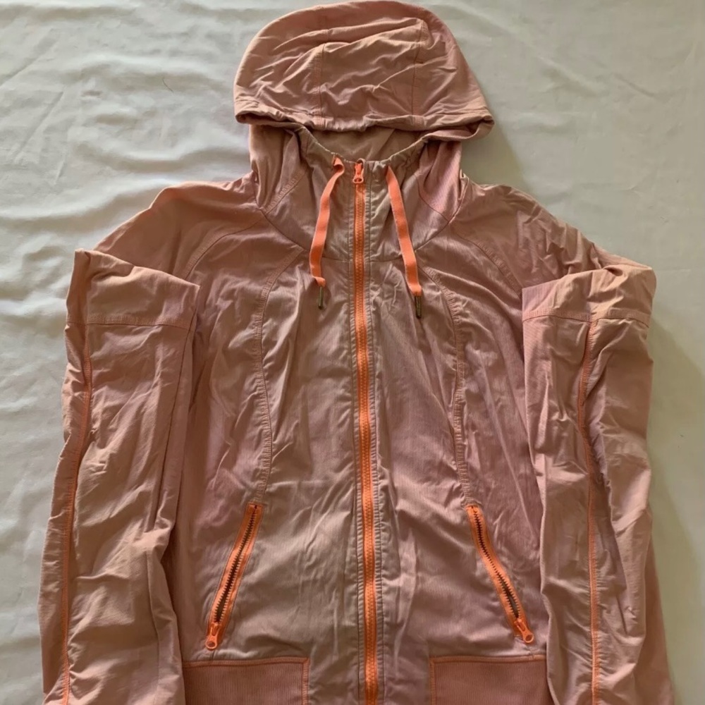 Lululemon 12 Rejuvenate Zip Jacket Bleached Coral